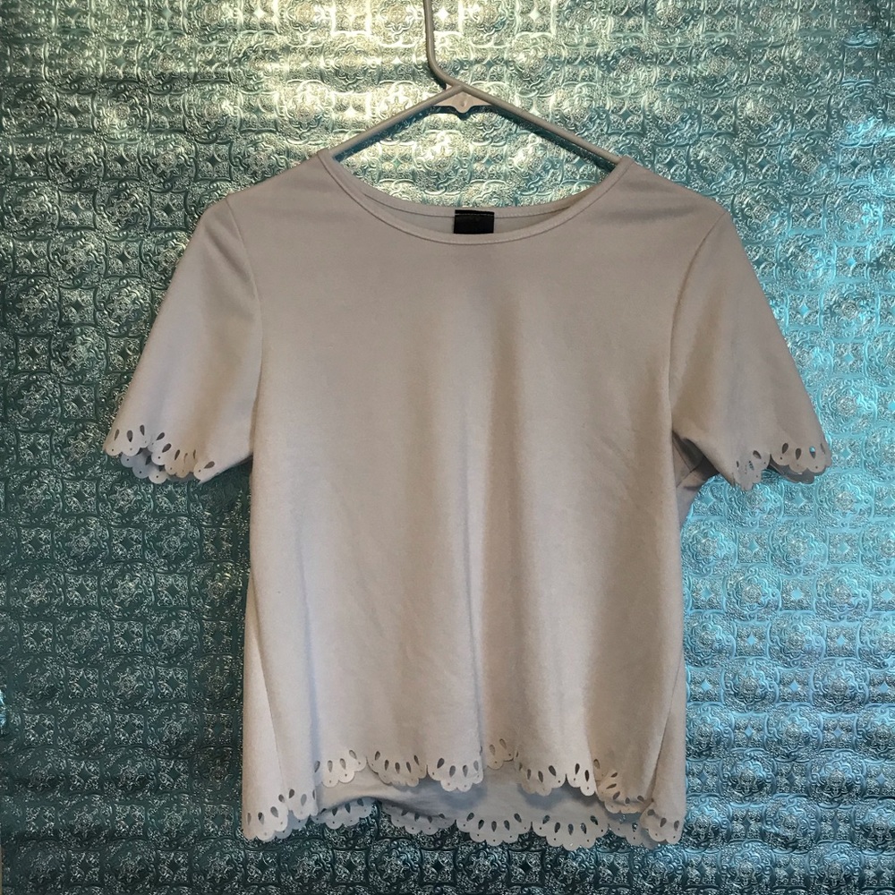 Cute white top